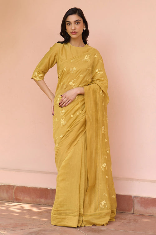 Rue Thread Embroidered Saree
