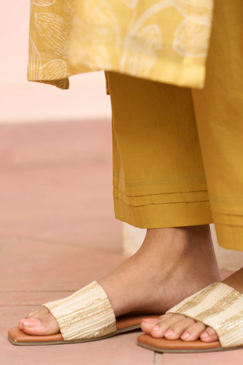 Rue Floral Kurta Set with Dupatta