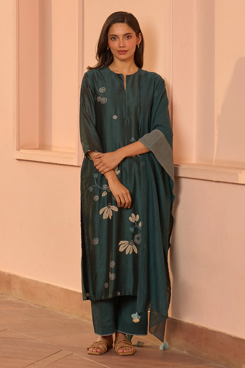 Jade Embroidered Kurta Set