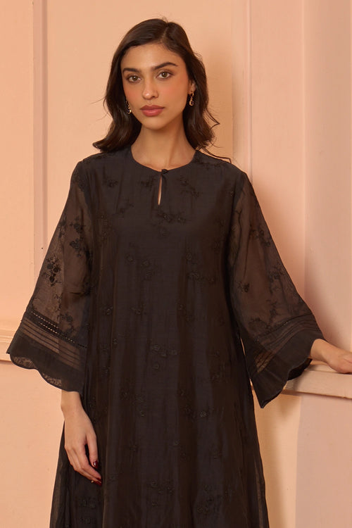 Noir Thread Embroidered Co-ord Set