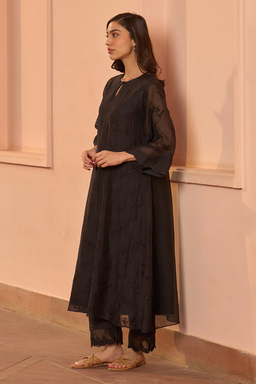 Noir Thread Embroidered Co-ord Set