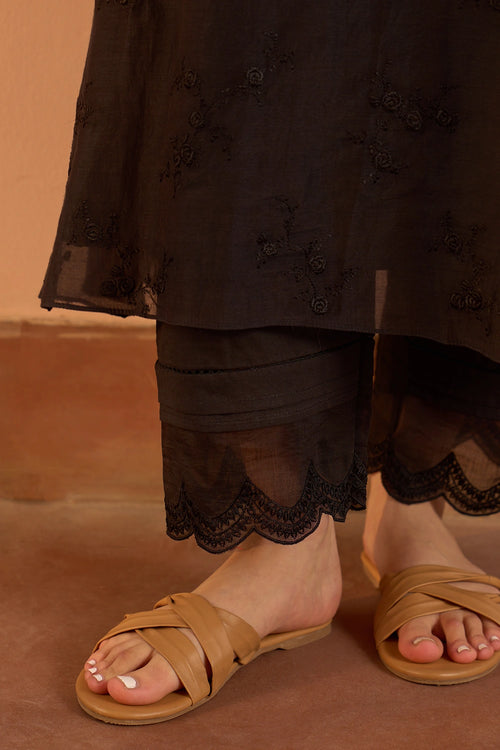 Noir Thread Embroidered Co-ord Set