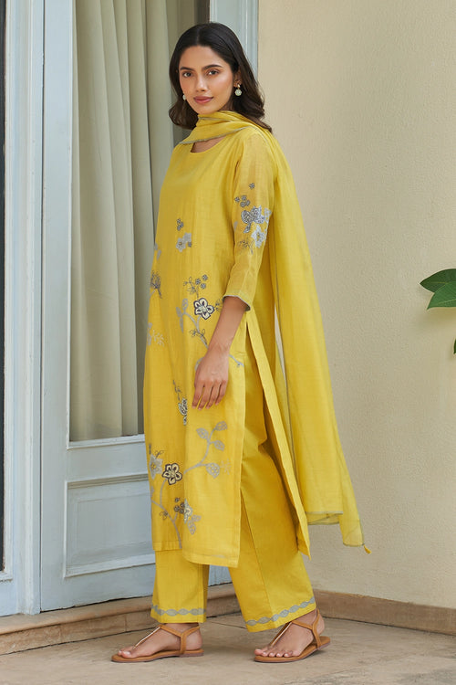 Daffodil Applique Embroidered Kurta Set