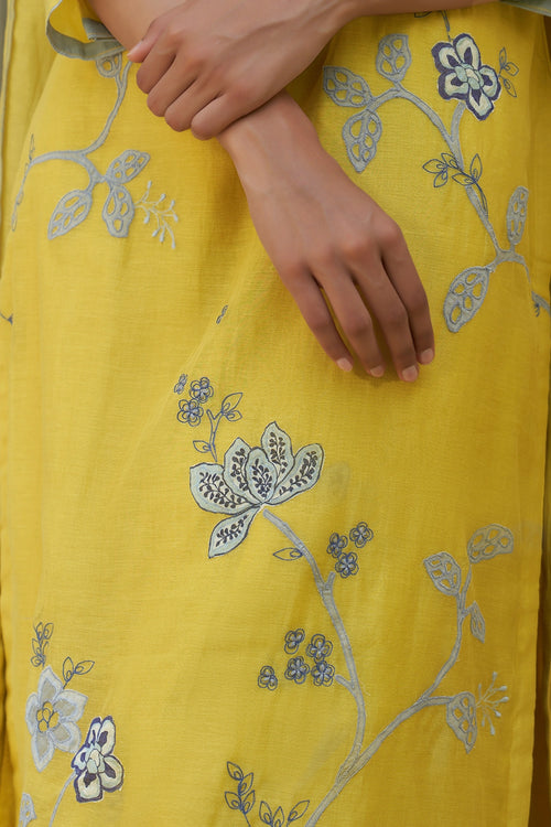 Daffodil Applique Embroidered Kurta Set