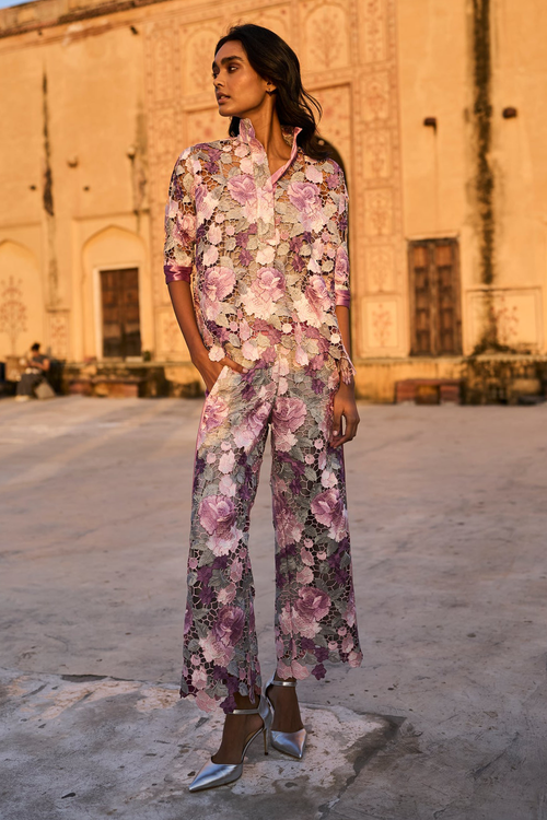 Scalloped Floral Lace Set