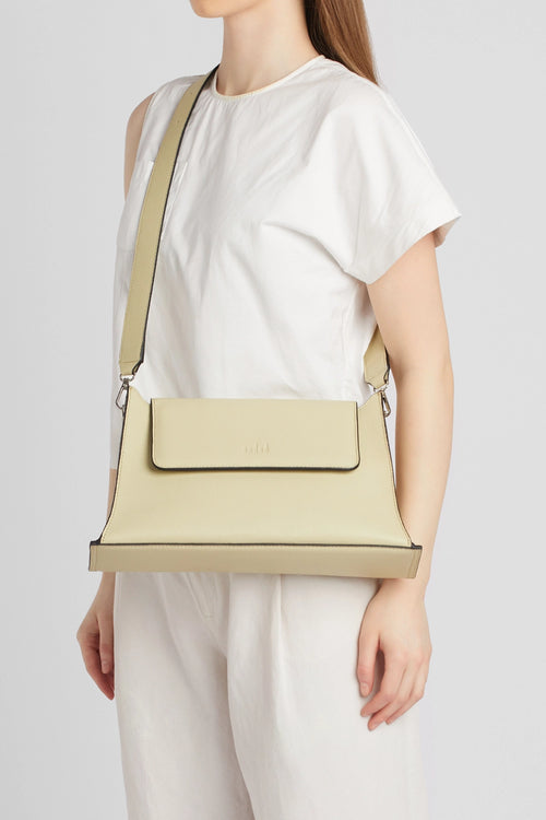 Winnie Pebble Mojave Shoulder Bag
