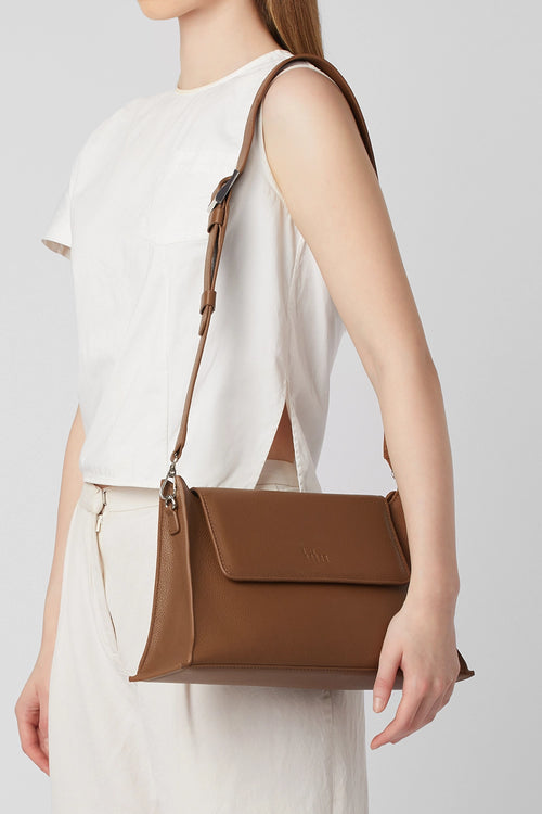 Winnie Pebble Toast Shoulder Bag
