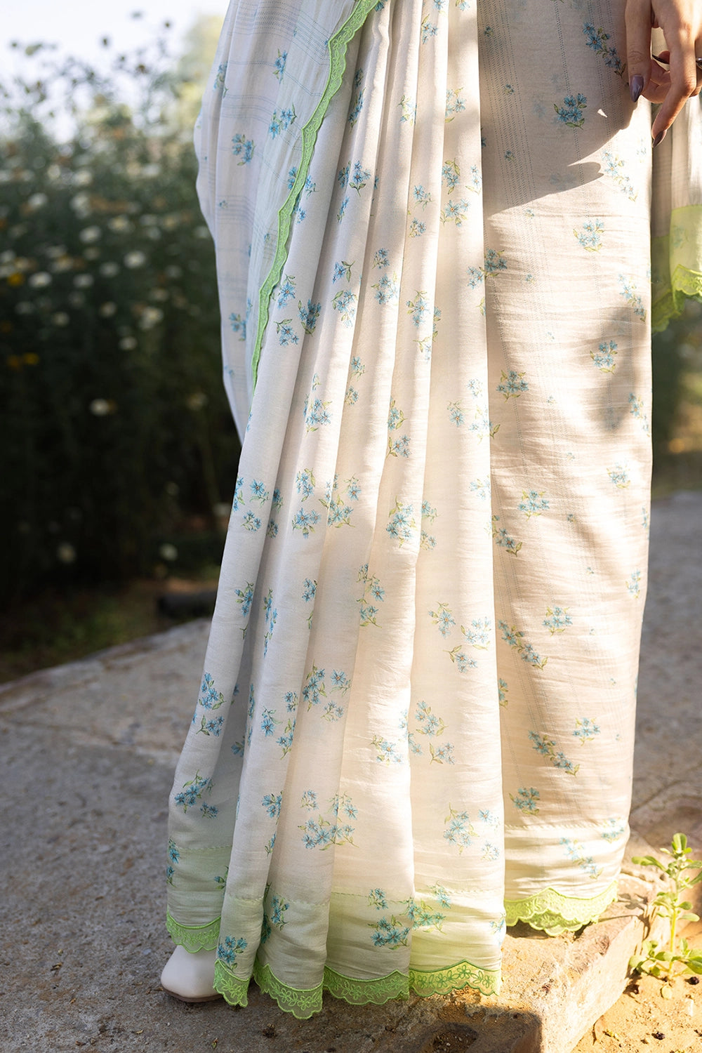 Wildflower Kiss Beige Saree