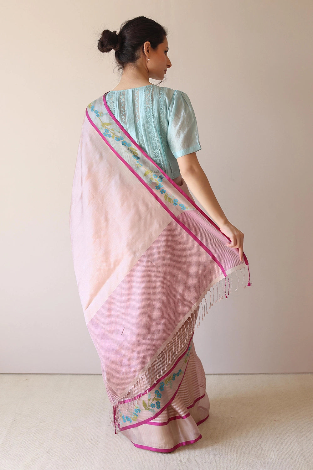 Soulful Embrace Jamdani Saree