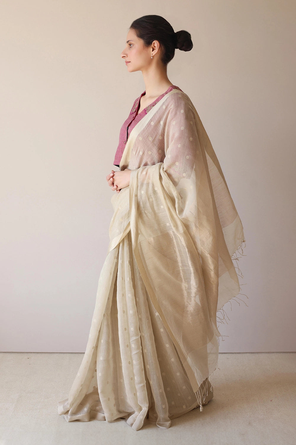 Beige Wildflower Meadow Jamdani Saree