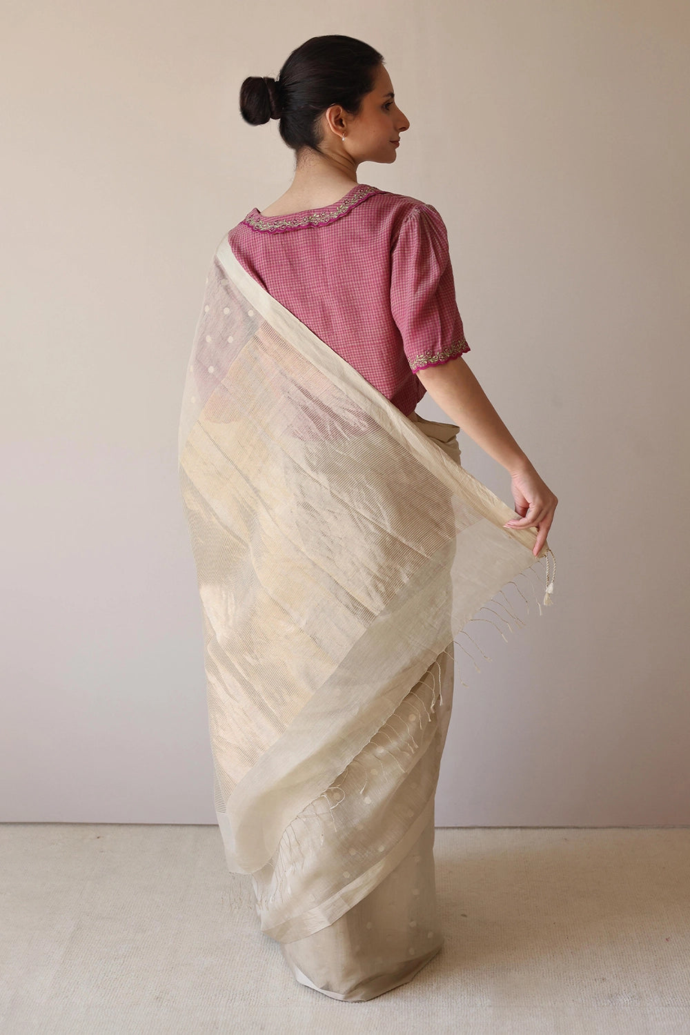 Beige Wildflower Meadow Jamdani Saree