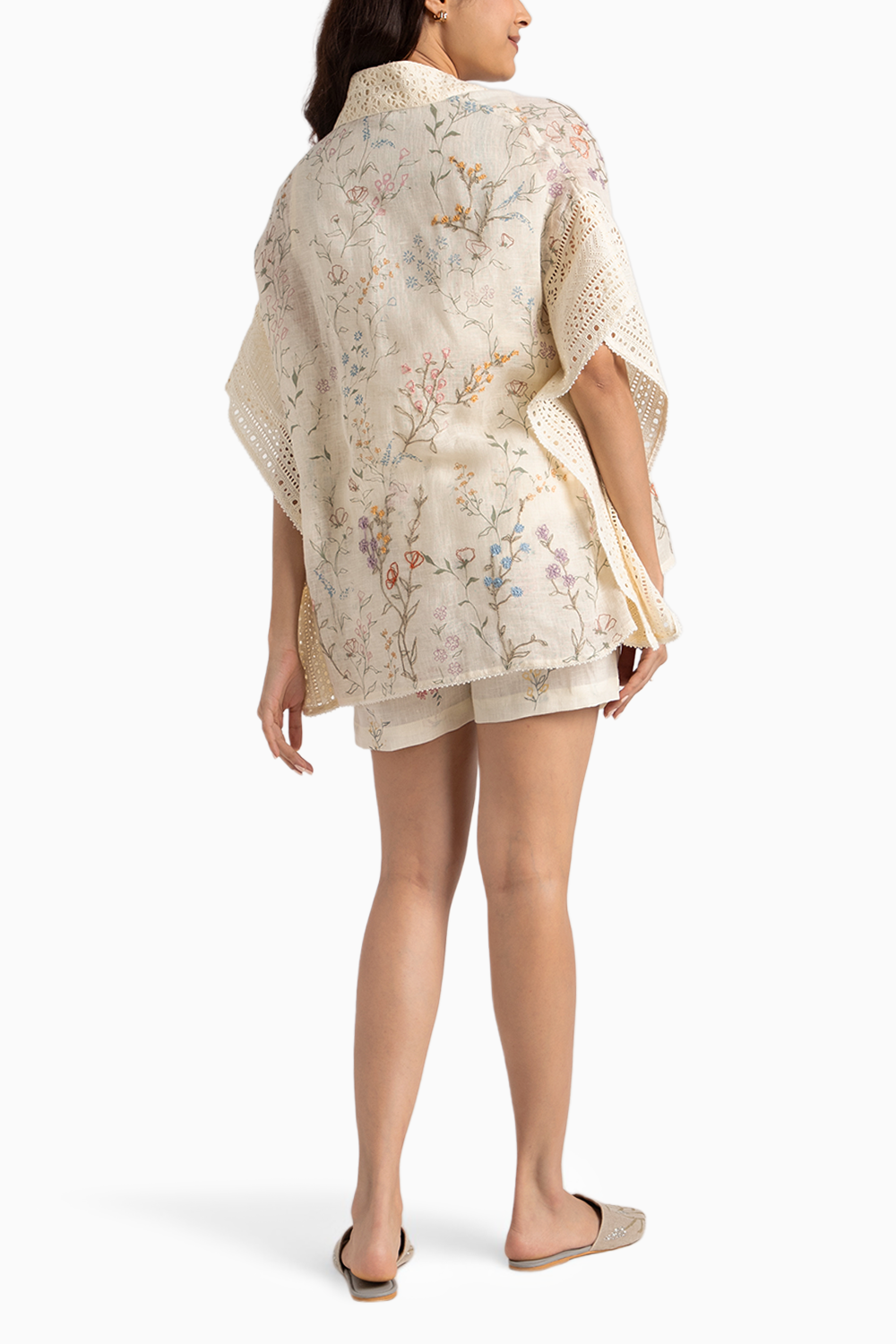 Walk in the Clouds Off White Short Kaftan and Shorts