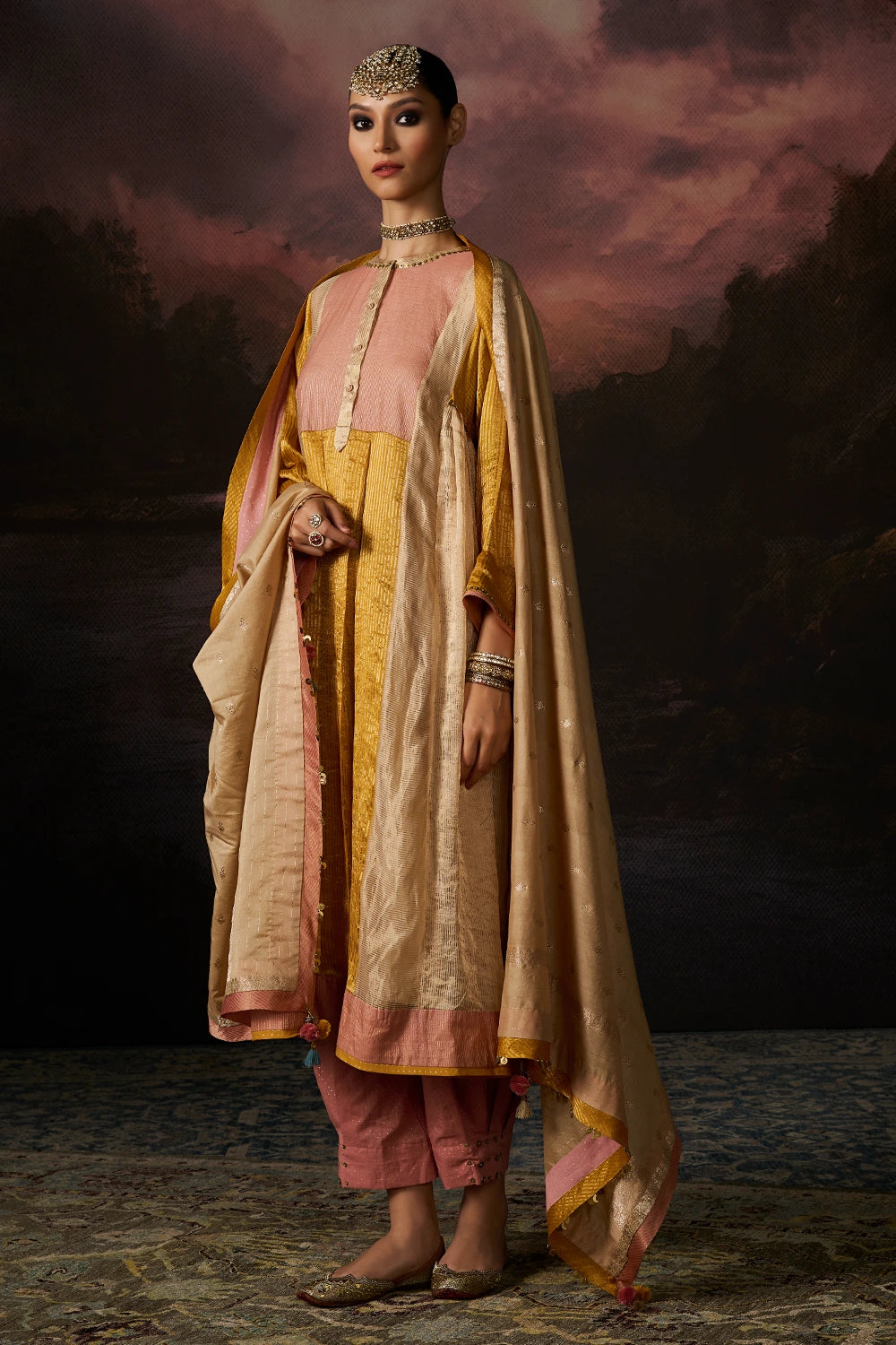 Gul Zari Gold Kurta Set