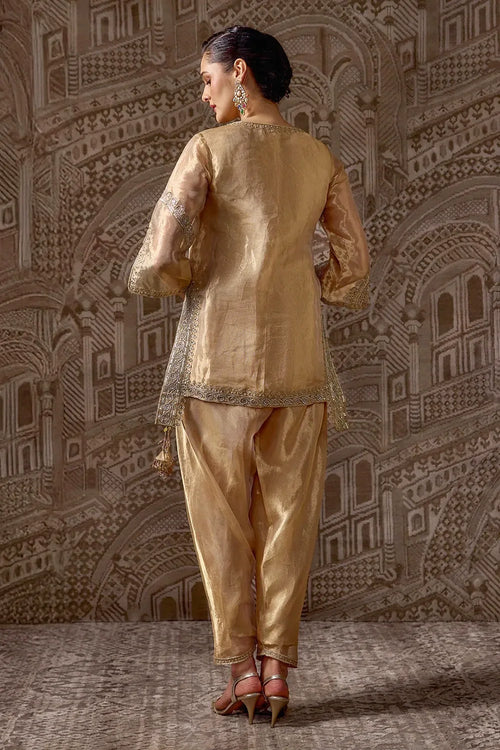 The Goldbound Kurta Set