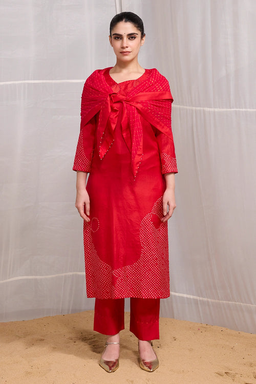 Red Raah Suit