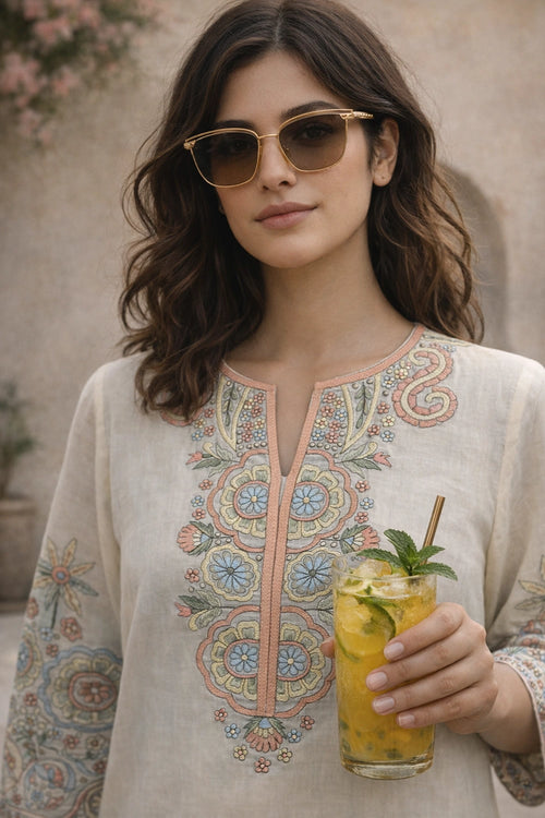 Nayaab Kurta Set