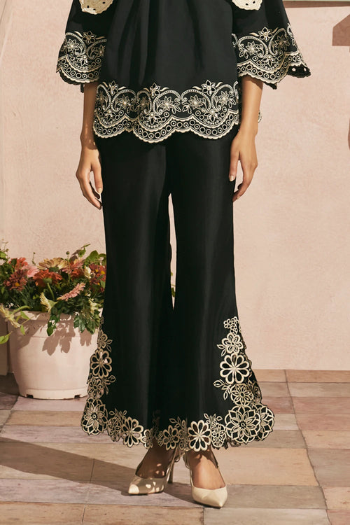 Black Contrast Cutwork Collar Top With Pants