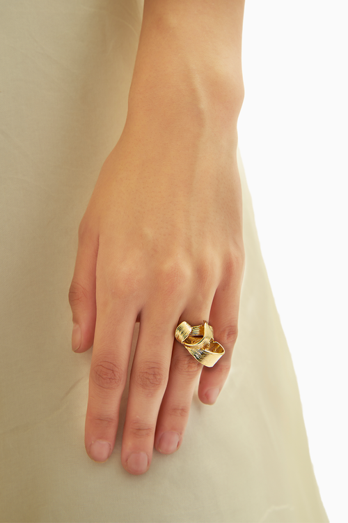 Chrysanthemum Ring