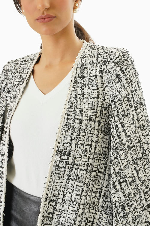 Black & White Statement Cape